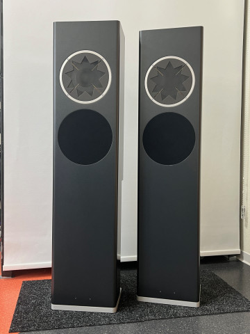 Basalt metallic satin finish