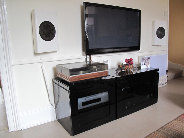 w1 with REL subwoofer